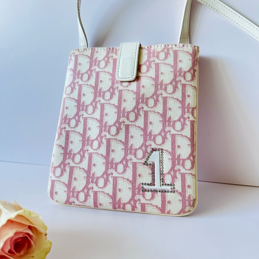LIKE NEW🧚🏻‍♀️ RARE DIOR Diorissimo trotter crossbody mini bag✨ - Picture 5 of 12